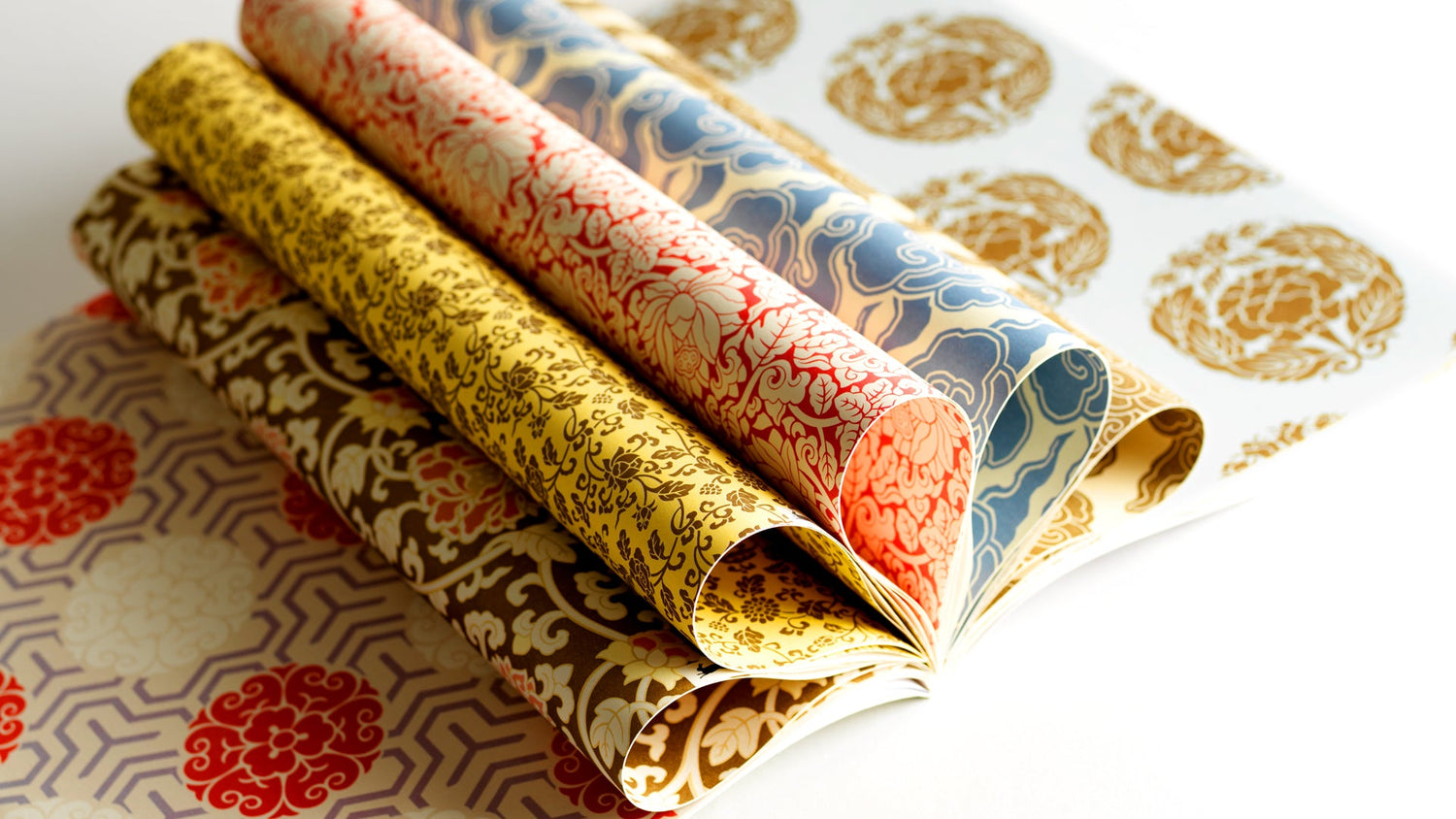 Sheets-wrapping-paper-in-book